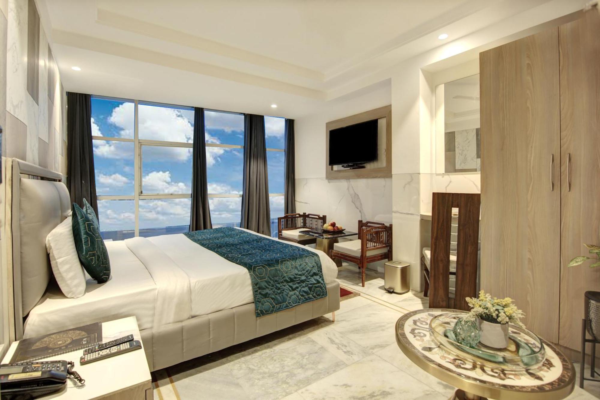 International - Near Delhi Airport Hotel New Delhi