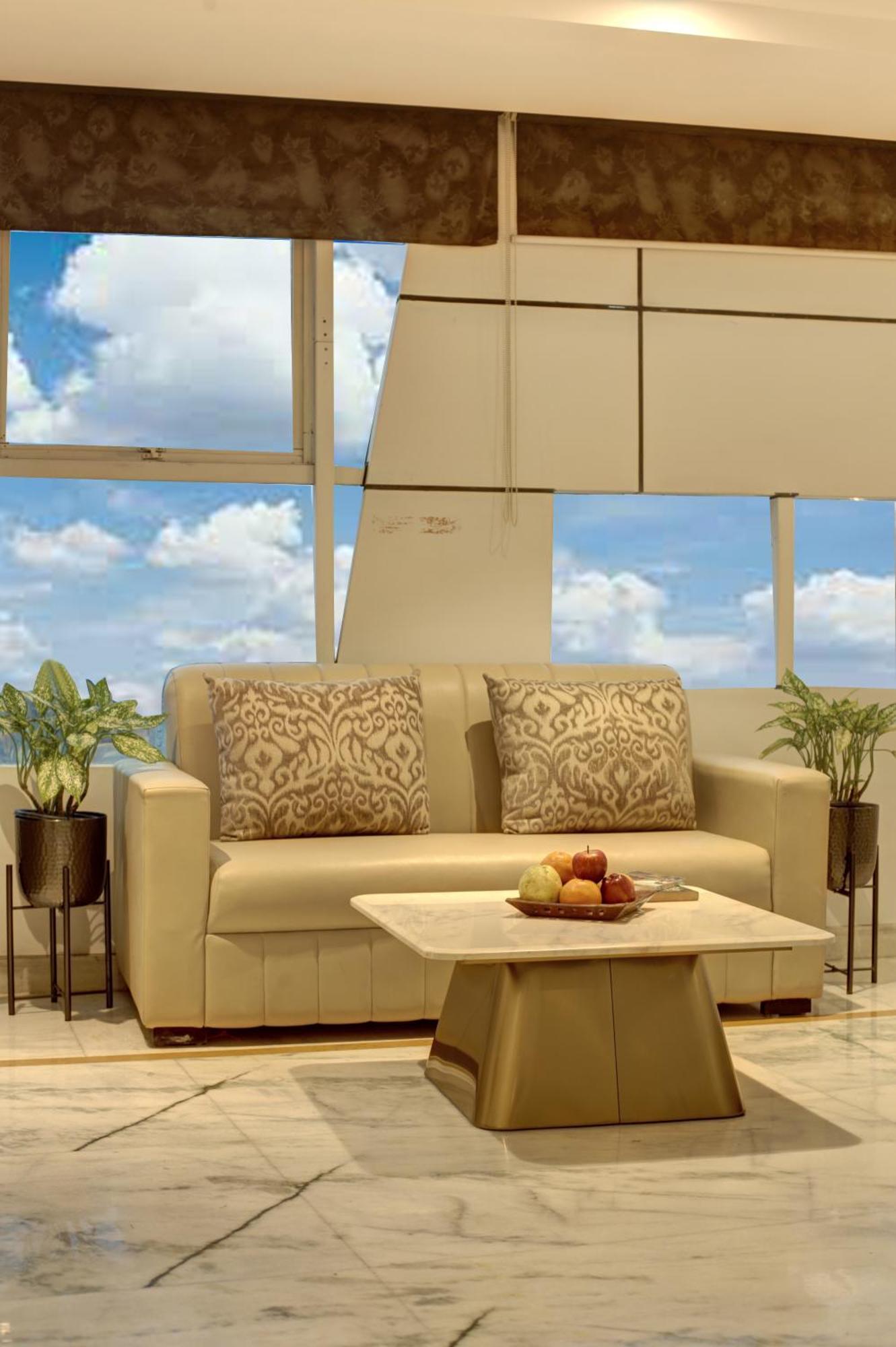 International - Near Delhi Airport 3* New Delhi